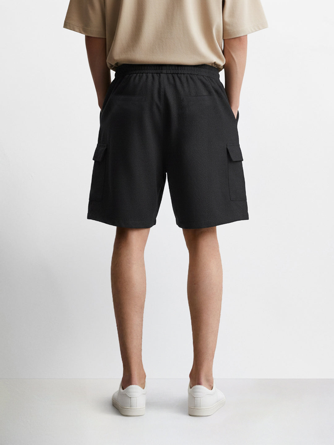 Men's Black Relaxed Fit Solid Resort Wear Shorts