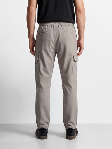 Men's Grey Straight Fit Solid Casual Cargo