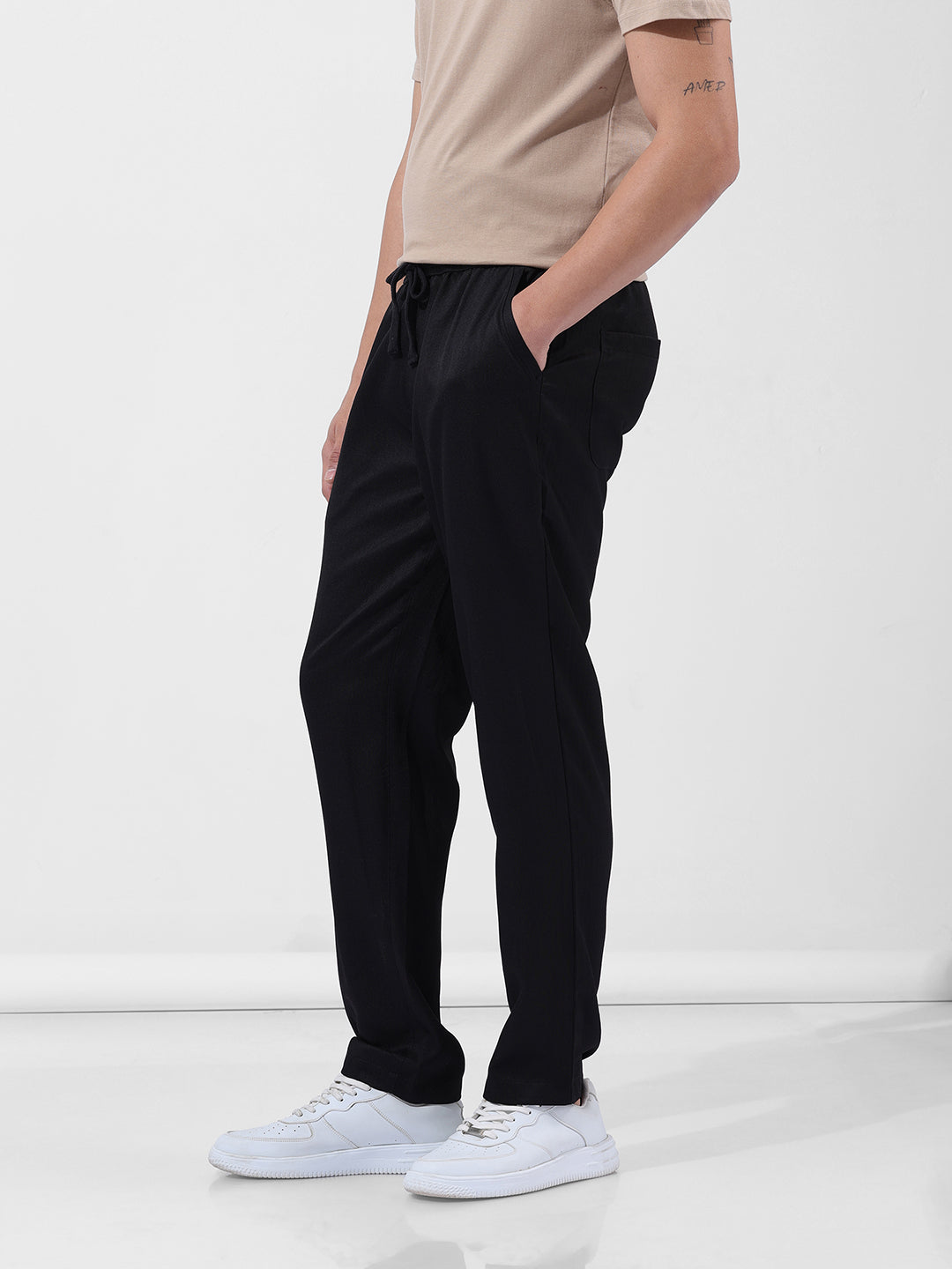 Men's Black Relaxed Fit Casual Trousers