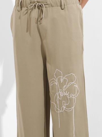 Men's Earthy Green Regular Fit Embroided Retro Joggers