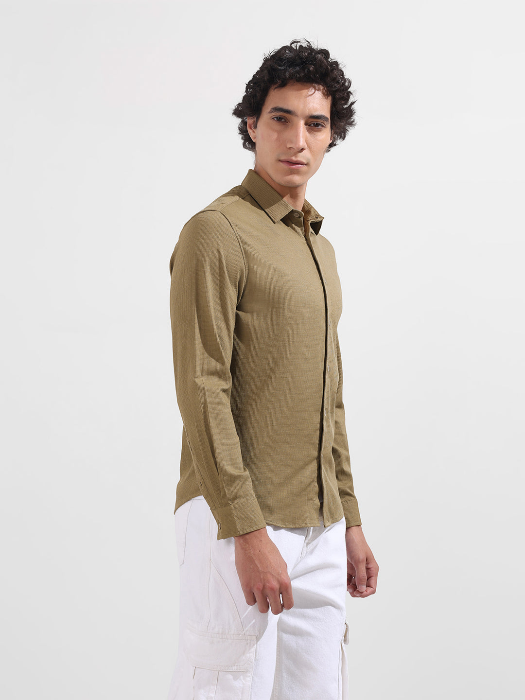 Men's Green Slim Fit Solid Casual Shirt