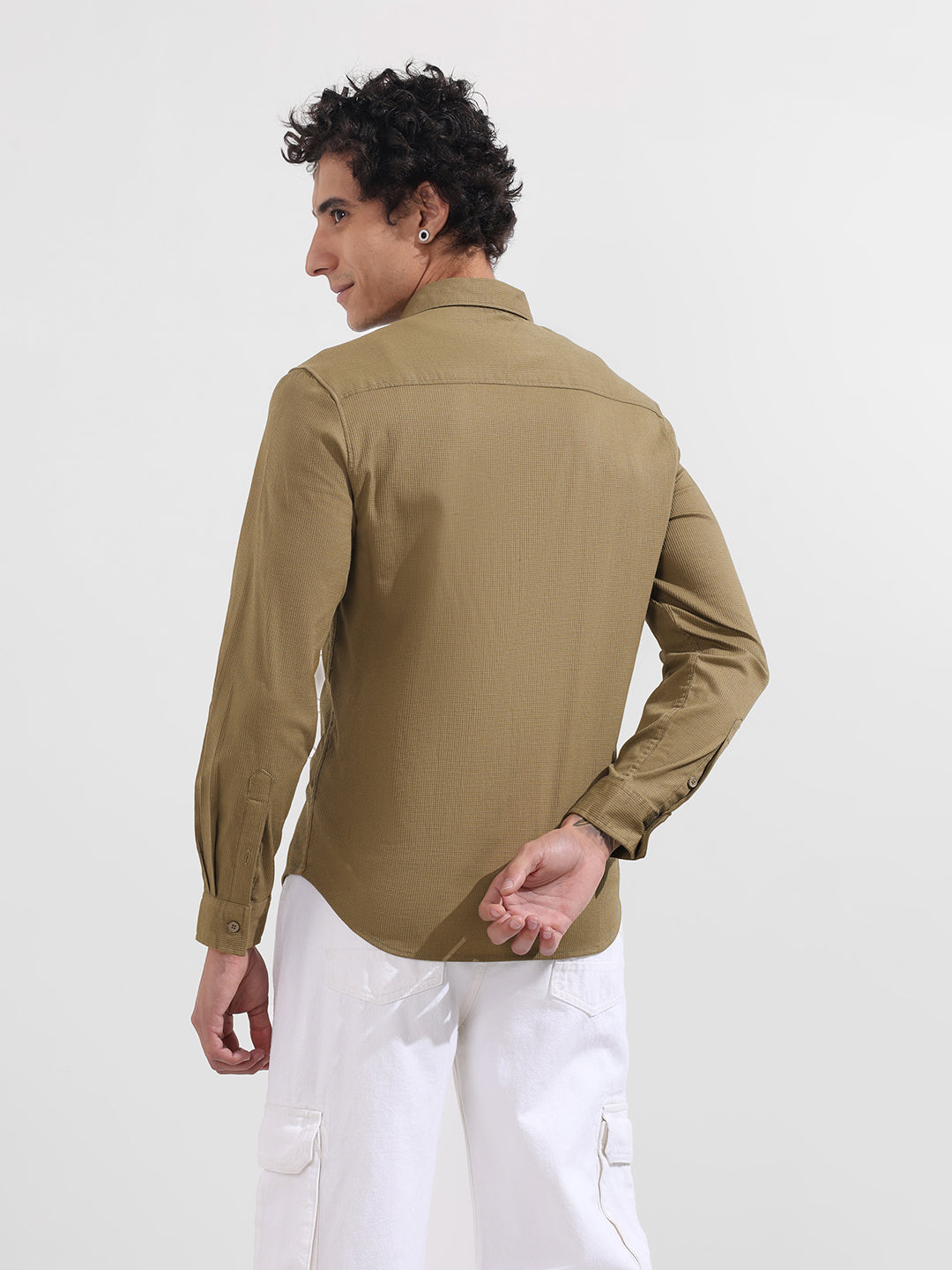 Men's Green Slim Fit Solid Casual Shirt
