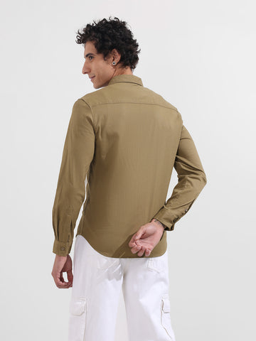 Men's Green Slim Fit Solid Casual Shirt