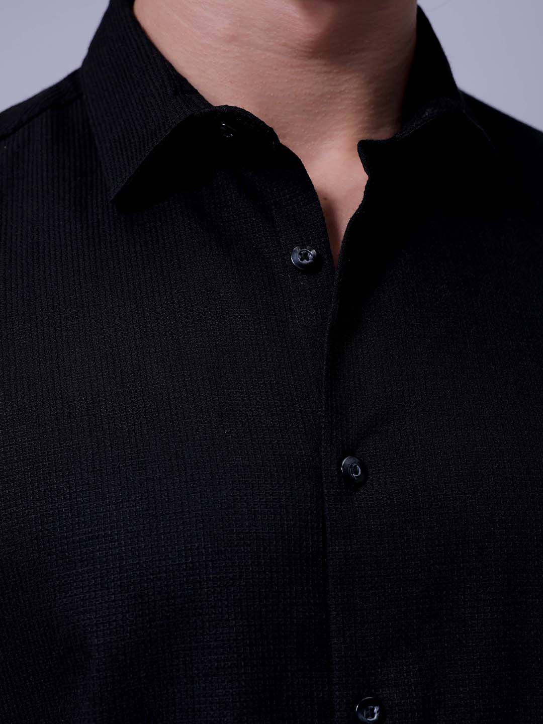 Men's Black Slim Fit Solid Textured Shirt
