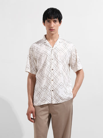 Men's Cream Relaxed Fit Textured Resort Wear Shirt