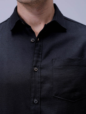 Men's Black Regular Fit Solid Textured Shirt