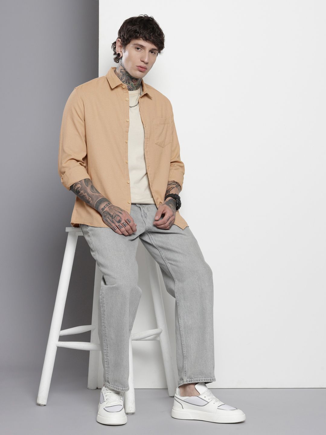 Men's Khaki Regular Fit Solid Textured Shirt