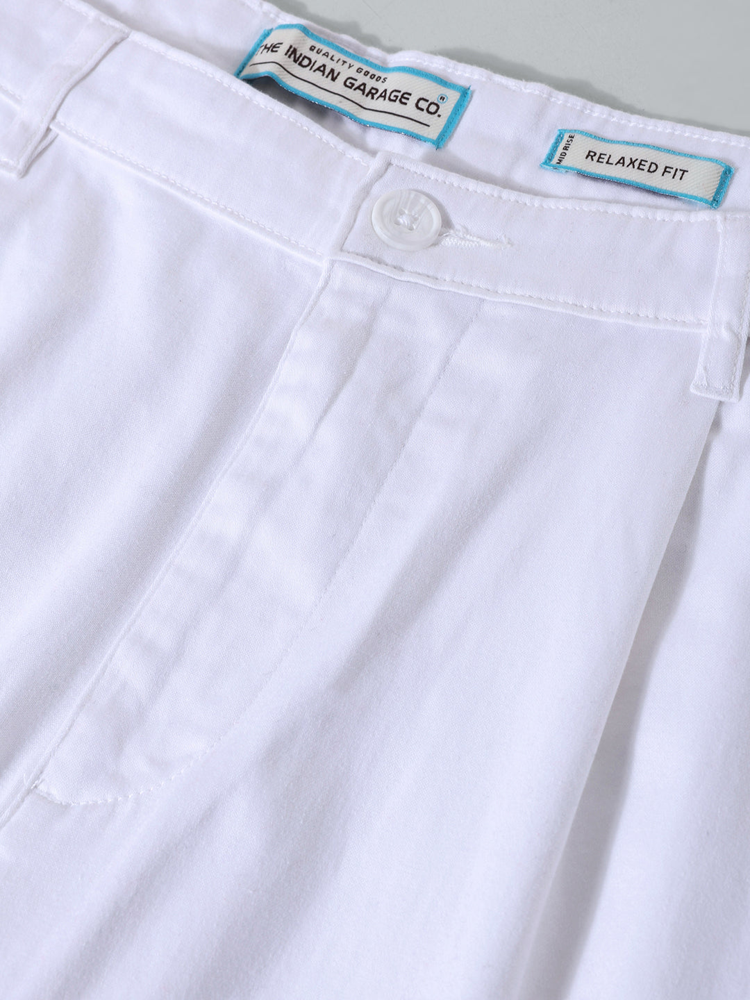 Men's White Relaxed Fit Casual Chinos