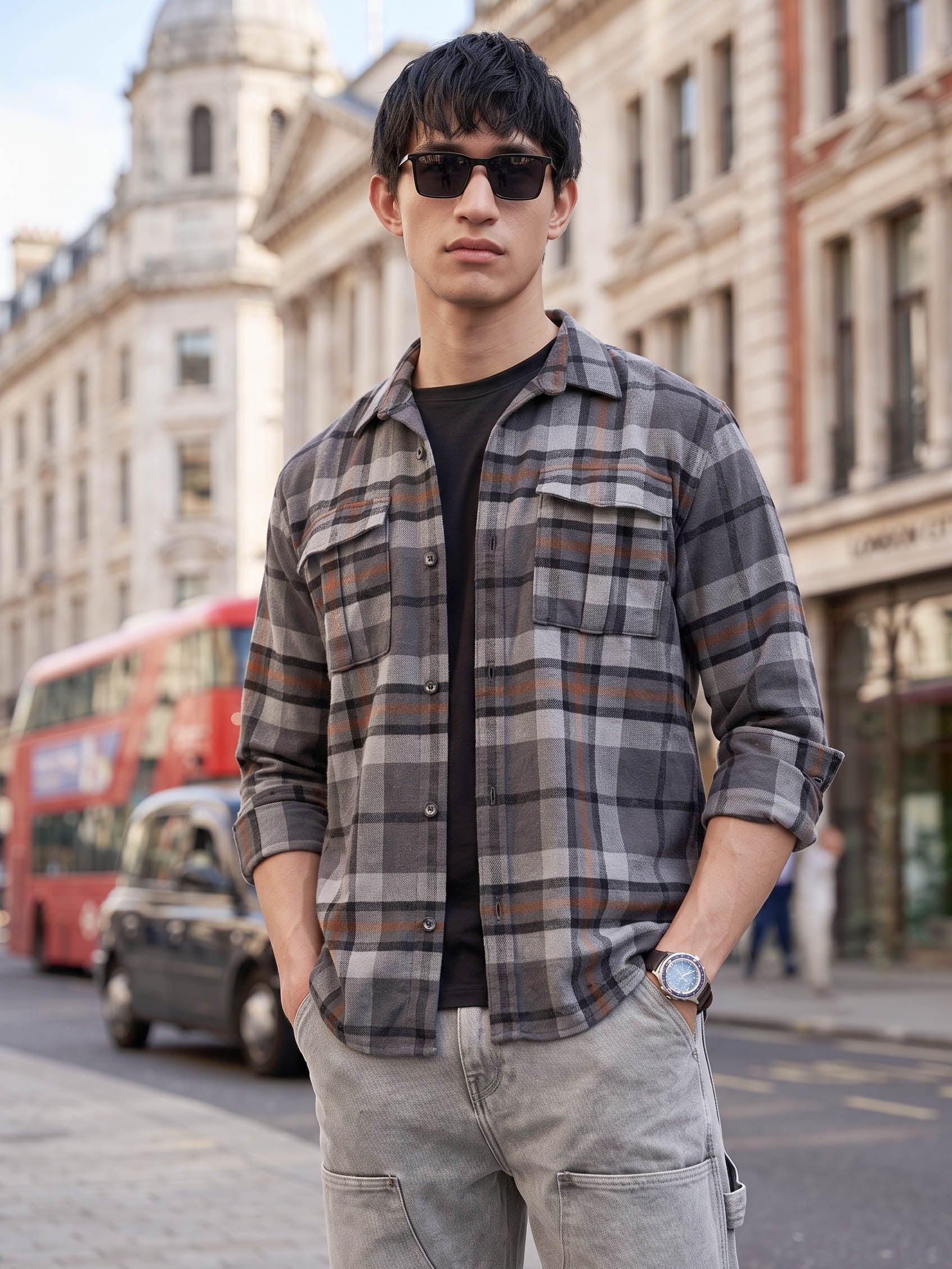 Men's Grey Regular Fit Checkered Casual Shirt