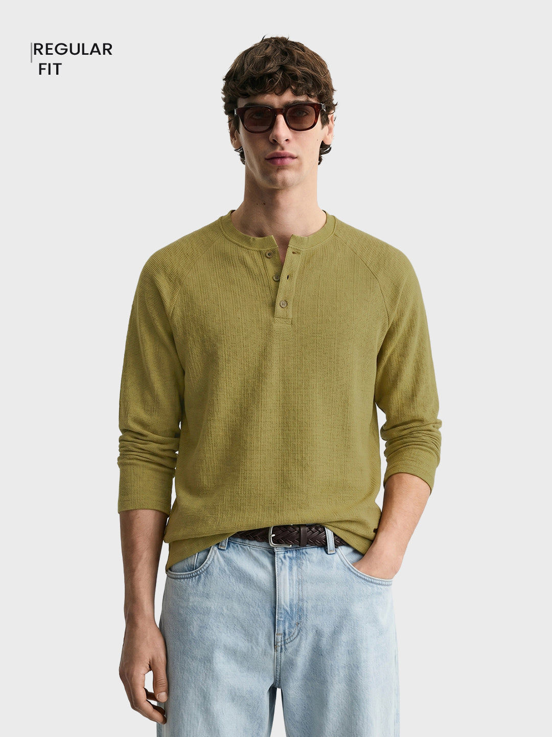 Men's Green Regular Fit Solid Casual T-Shirt