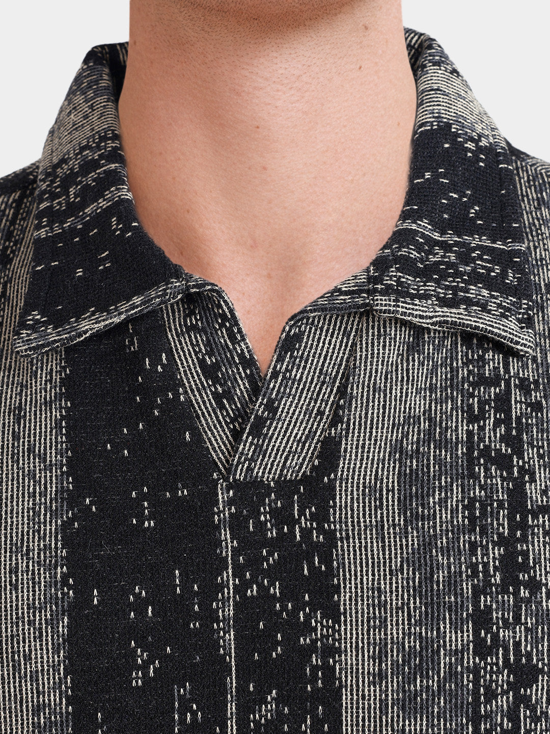 Men's Black Relaxed Fit Striped Casual T-Shirt
