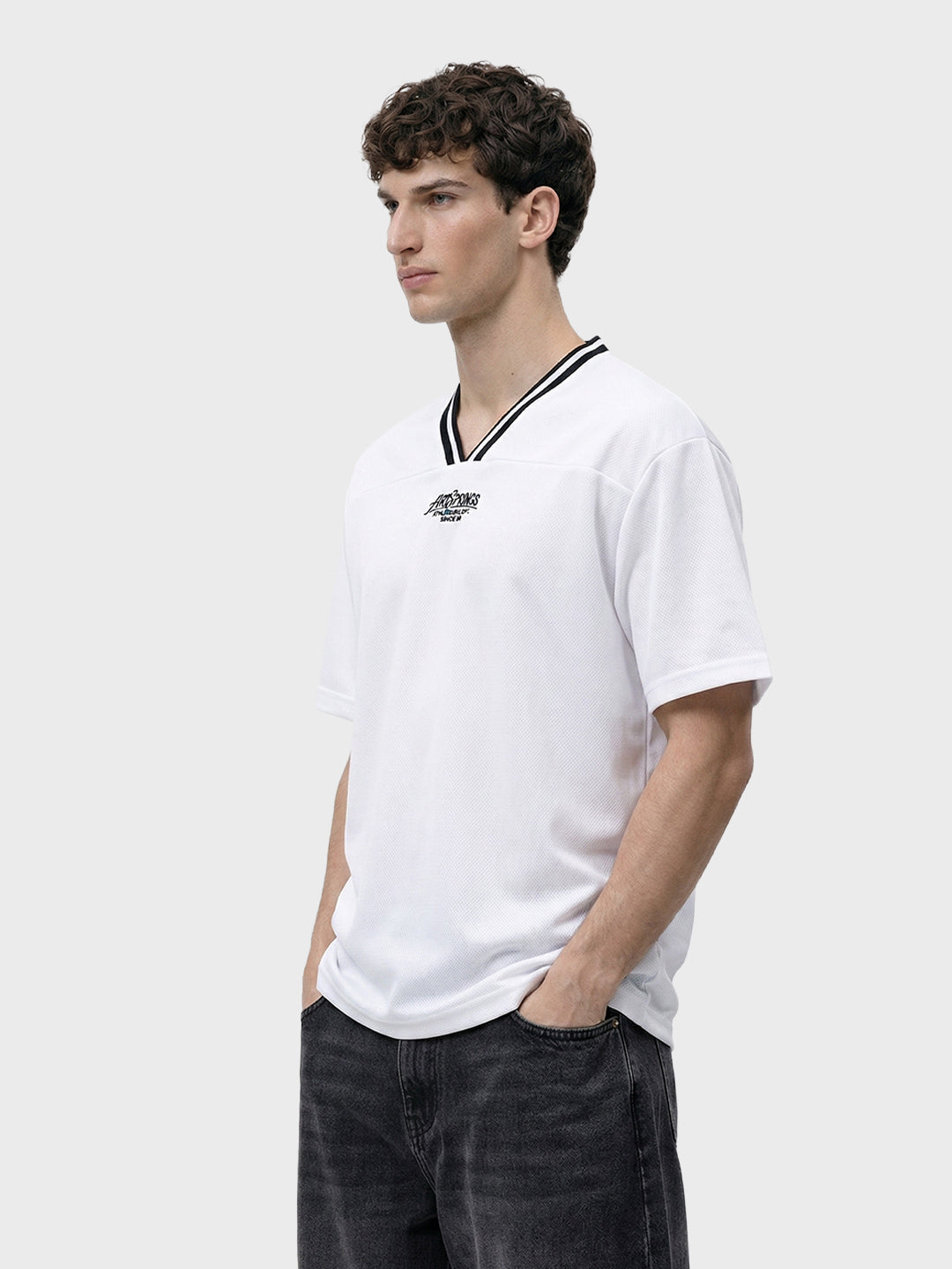 Men's White Relaxed Fit Embroidered Casual T-Shirt