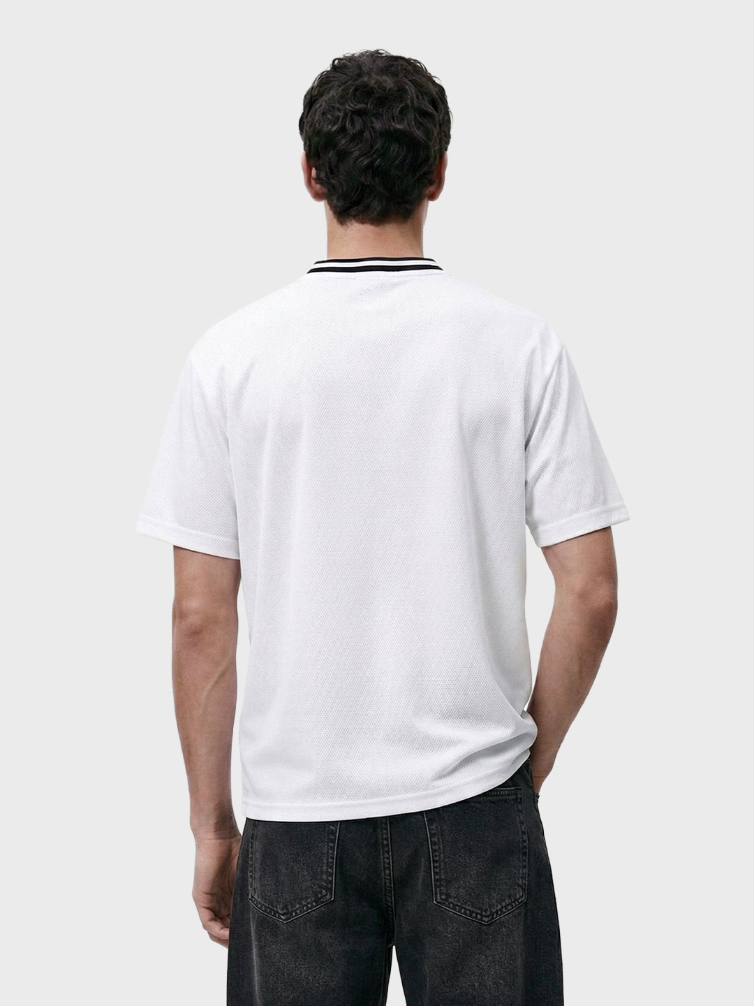 Men's White Relaxed Fit Embroidered Casual T-Shirt