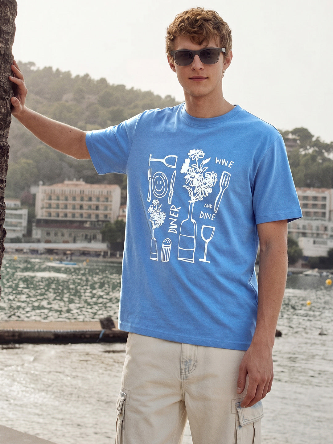 Men's Blue Relaxed Fit Graphic Printed Casual T-Shirt