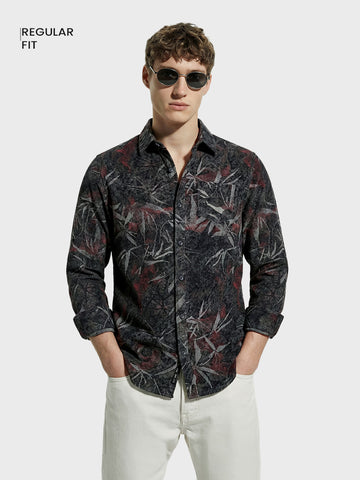 Men's Black Regular Fit Printed Casual Shirt