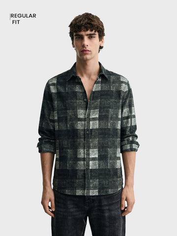 Men's Green Regular Fit Checkered Casual Shirt
