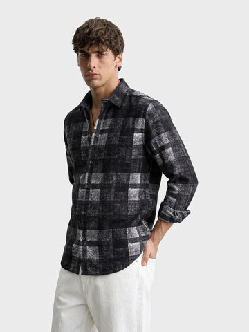 Men's Black Regular Fit Checkered Casual Shirt