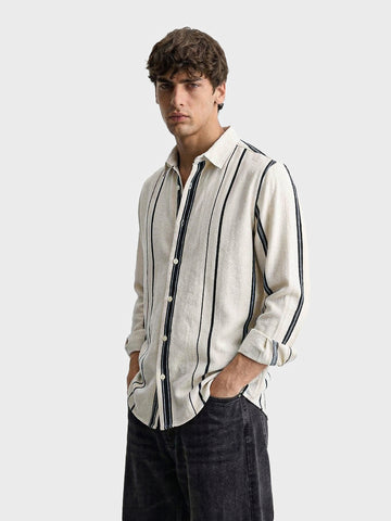 Men's White Regular Fit Striped Casual Shirt