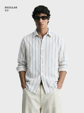 Men's White Regular Fit Striped Casual Shirt