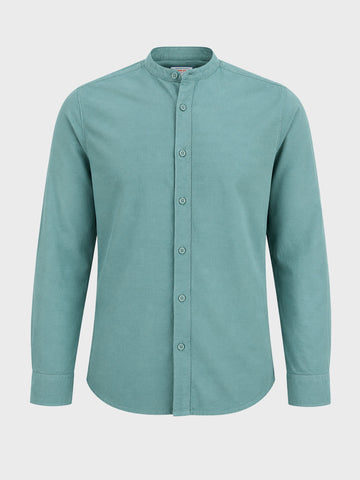 Men's Green Slim Fit Solid Casual Shirt