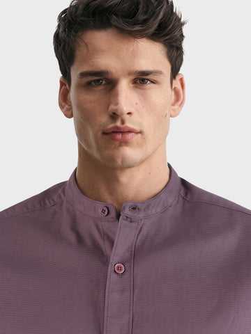 Men's Purple Slim Fit Solid Casual Shirt