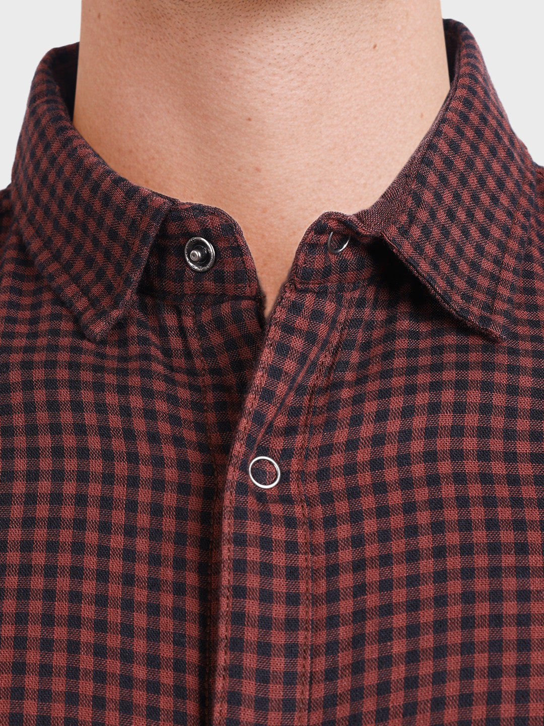 Men's Maroon Slim Fit Checkered Casual Shirt