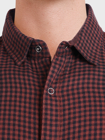 Men's Maroon Slim Fit Checkered Casual Shirt