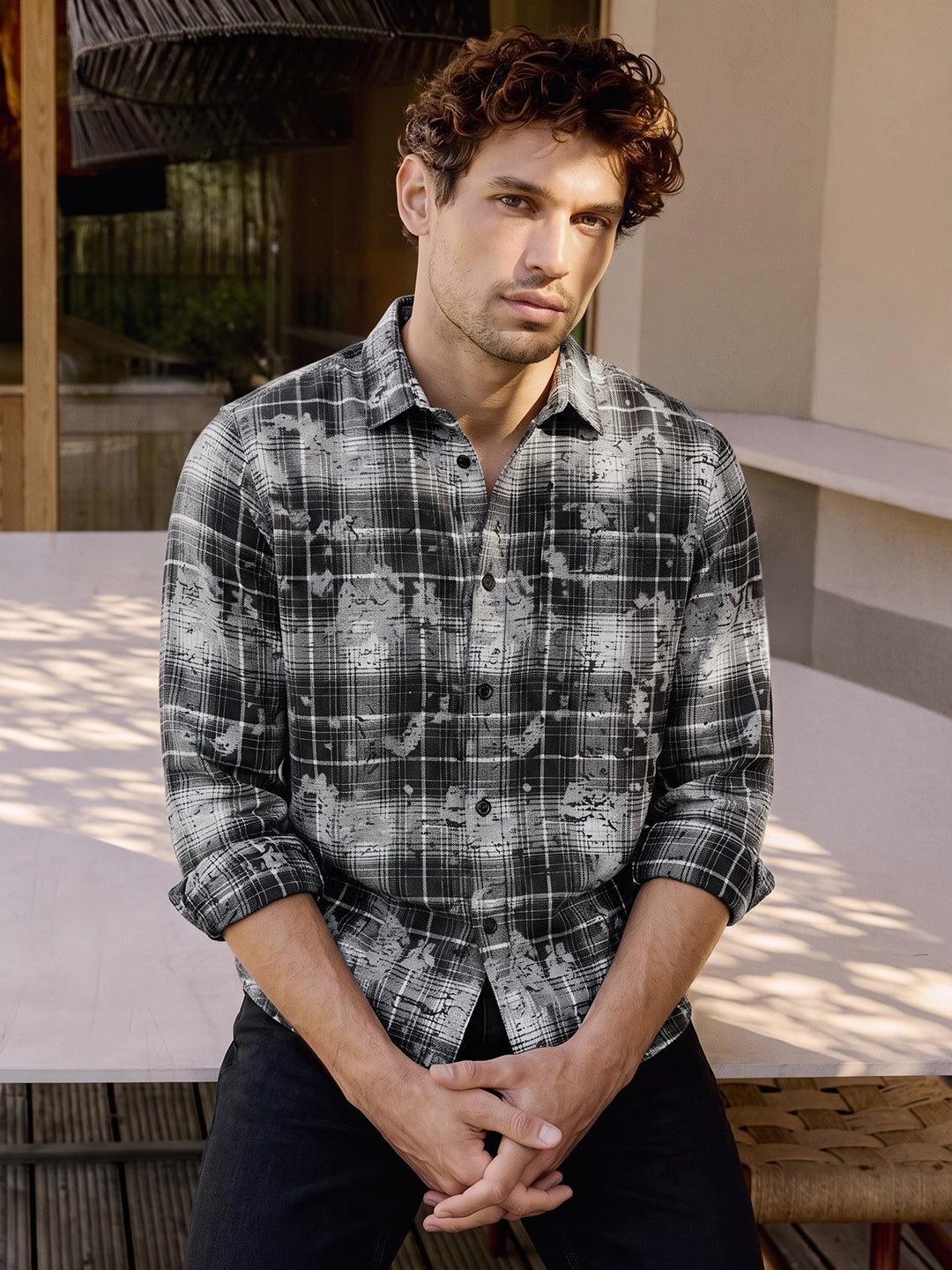 Men's Grey Regular Fit Checkered Casual Shirt
