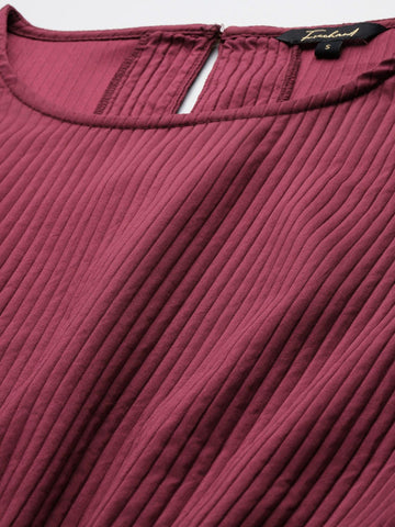 Freehand Maroon The Indian Garage Co Women Loose Fit Textured Crop Top