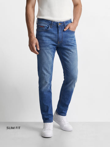 Men's Blue Slim Fit Solid Casual Jeans
