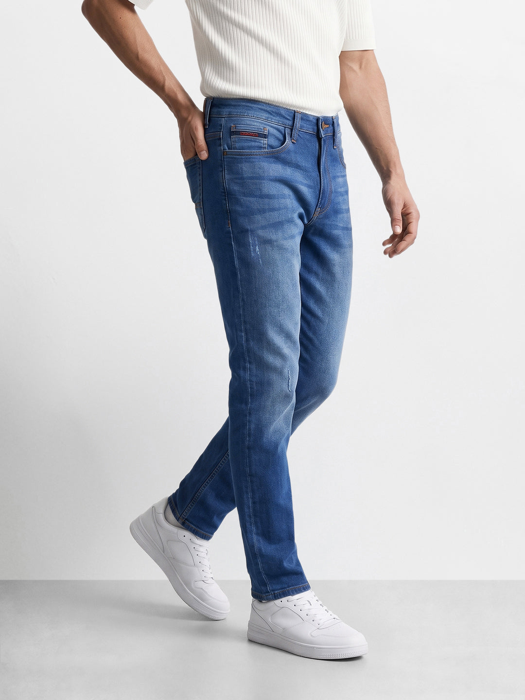 Men's Blue Slim Fit Solid Casual Jeans