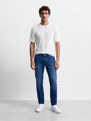 Men's Blue Slim Fit Solid Casual Jeans