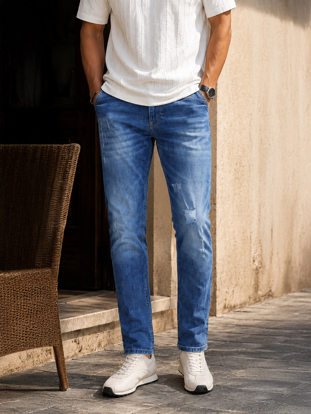 Men's Blue Slim Fit Solid Casual Wear Jeans