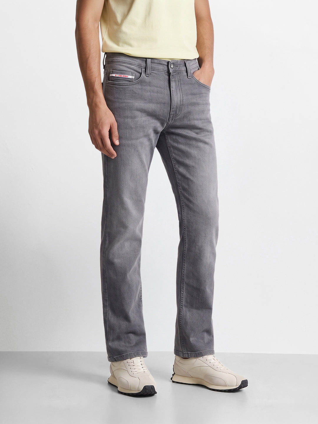 Men's Grey Bootcut Fit Solid Casual Jeans