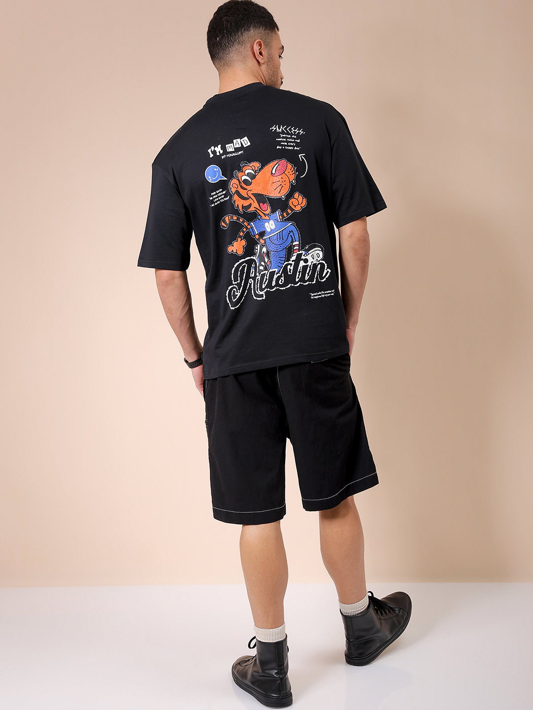 Men's Black Oversized Graphic Back Printed T-Shirt