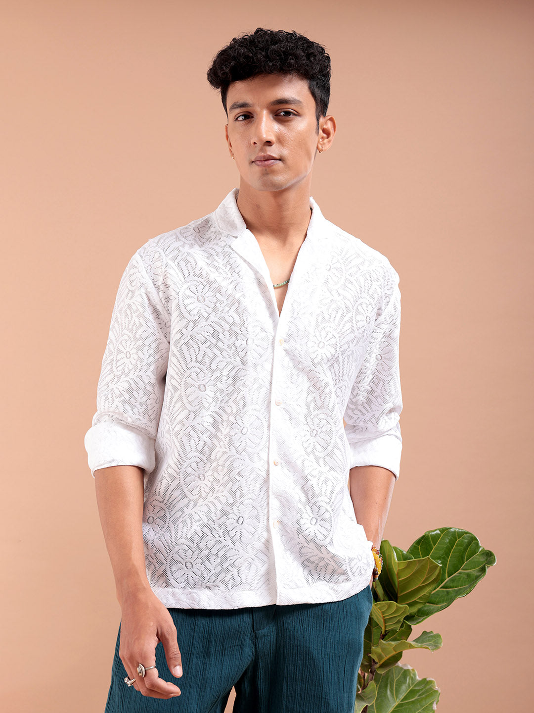 Shop Men's Textured Relaxed Fit Resortwear Shirt Online.