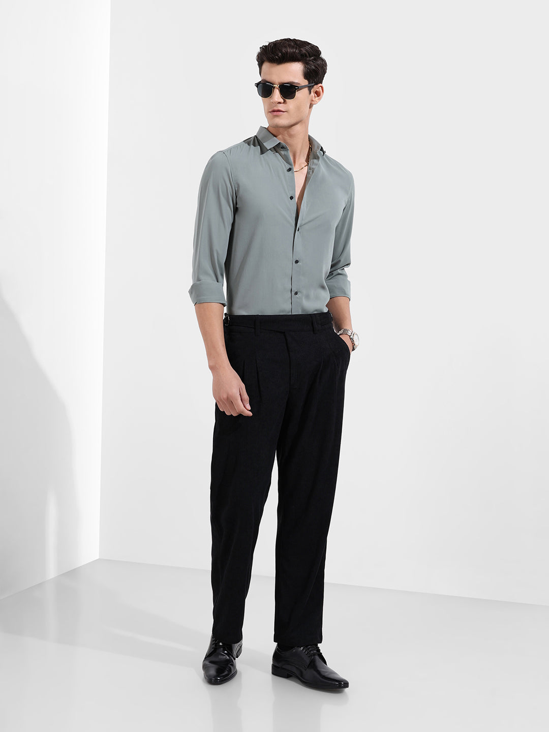 Men's Black Relaxed Fit Casual Textured Trousers