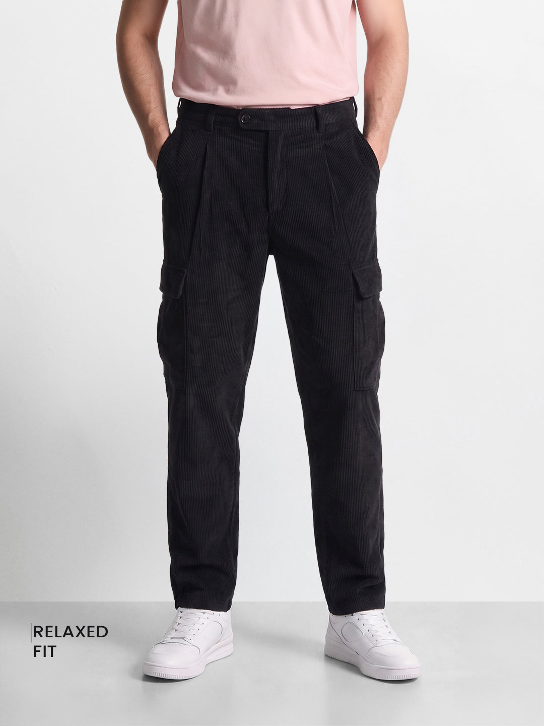 Men's Black Relaxed Fit Solid Casual Cargo