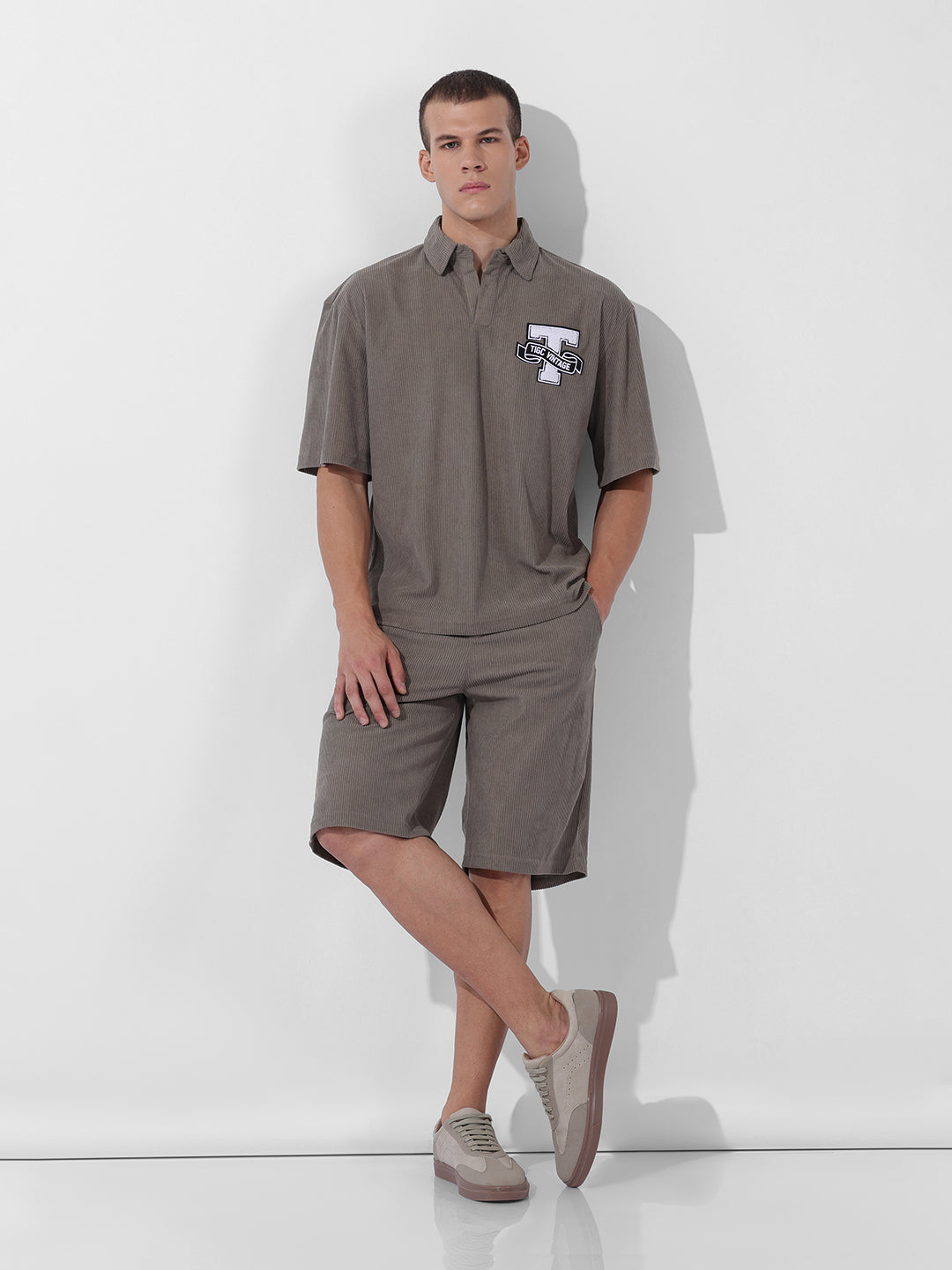 Men's Grey Relaxed Fit Solid Varsity Coordinates