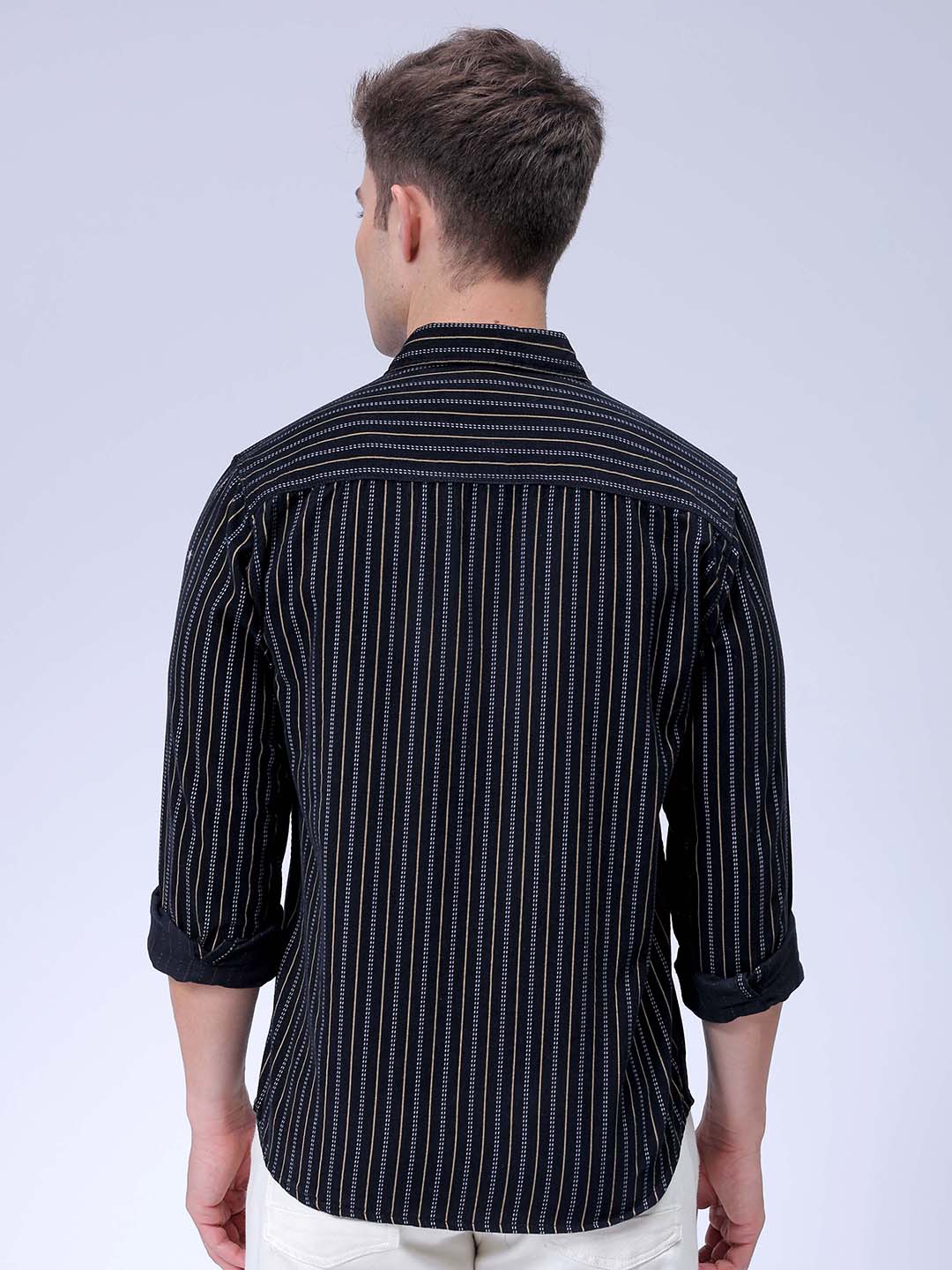 Men's Black Regular Fit Solid Casual Shirt