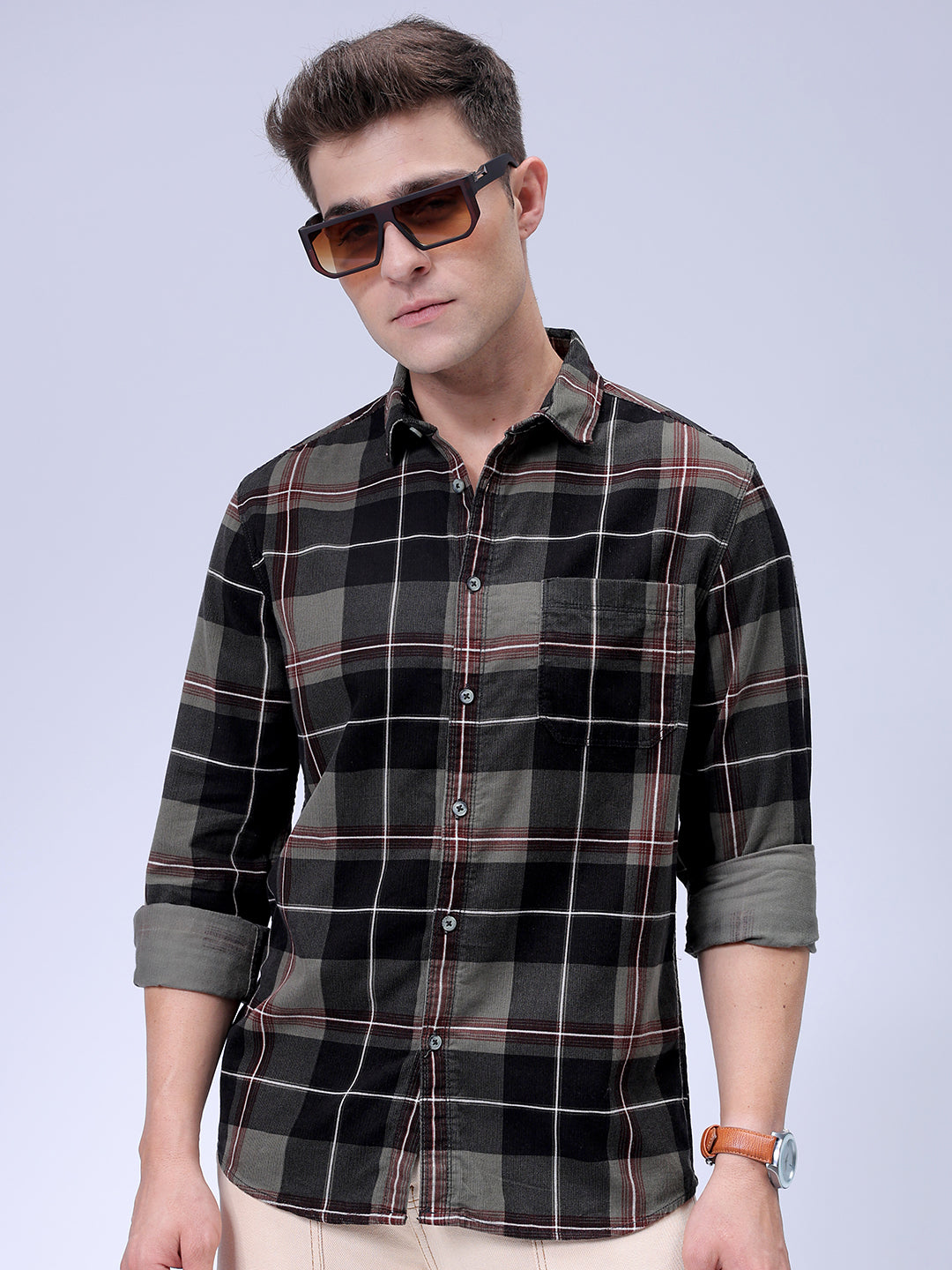 Men's Olive Regular Fit Solid Casual Shirt