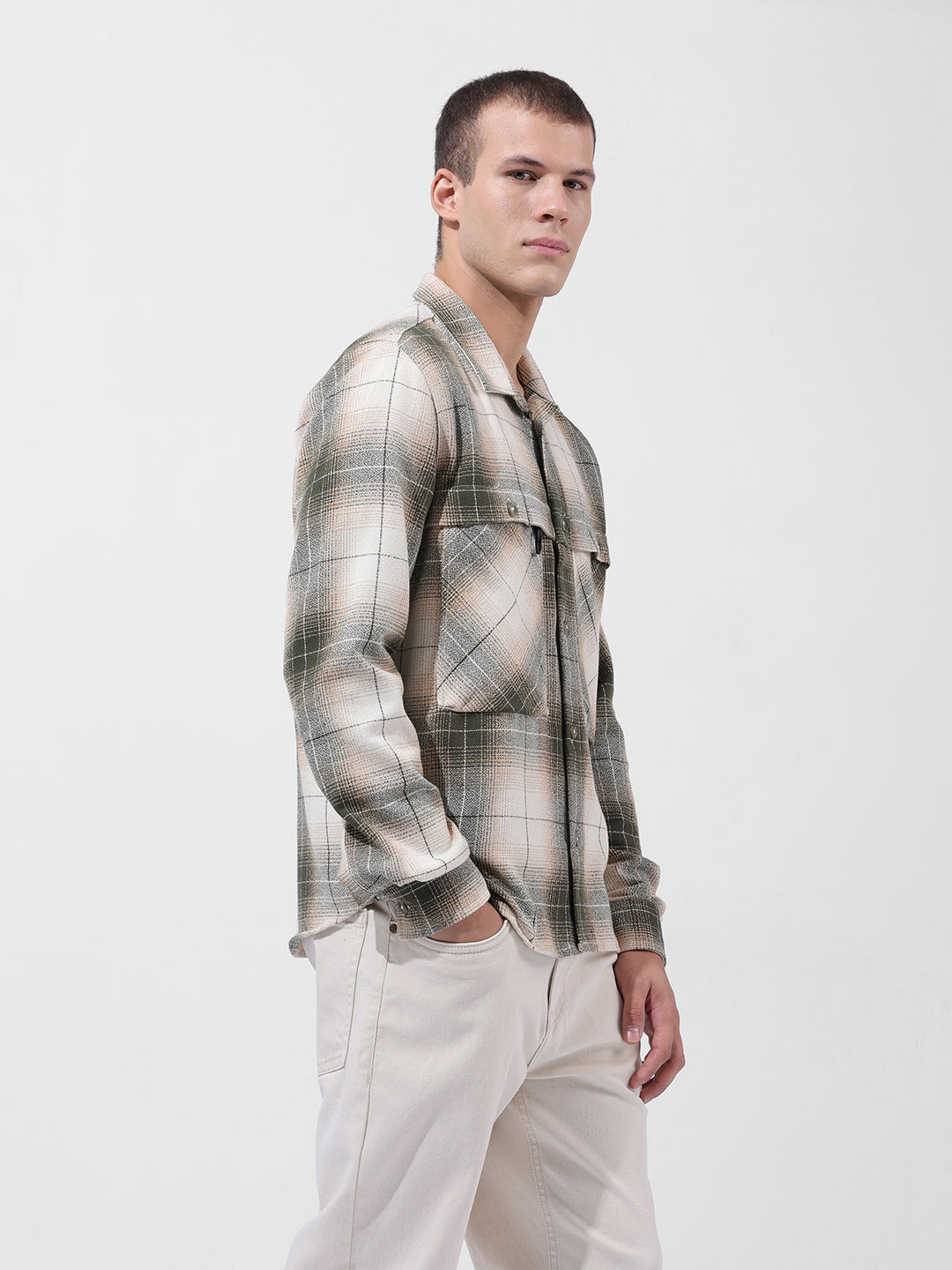 Men's Green Regular Fit Checked Casual Shirt