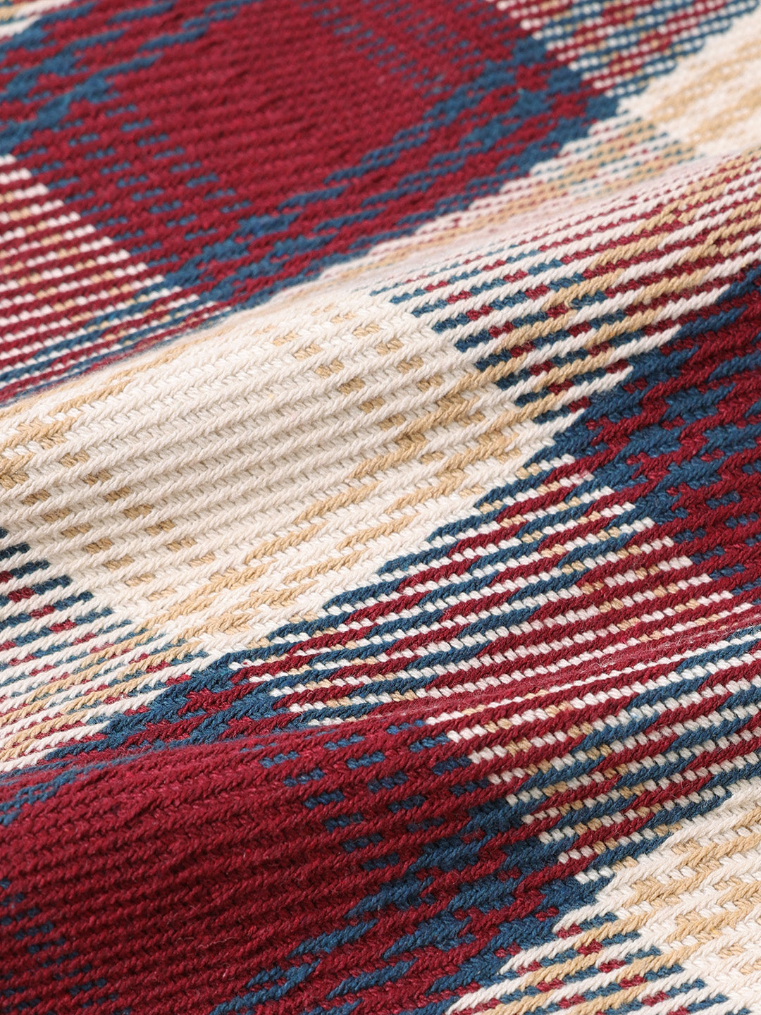 Men's Red Regular Fit Checked Casual Shirt