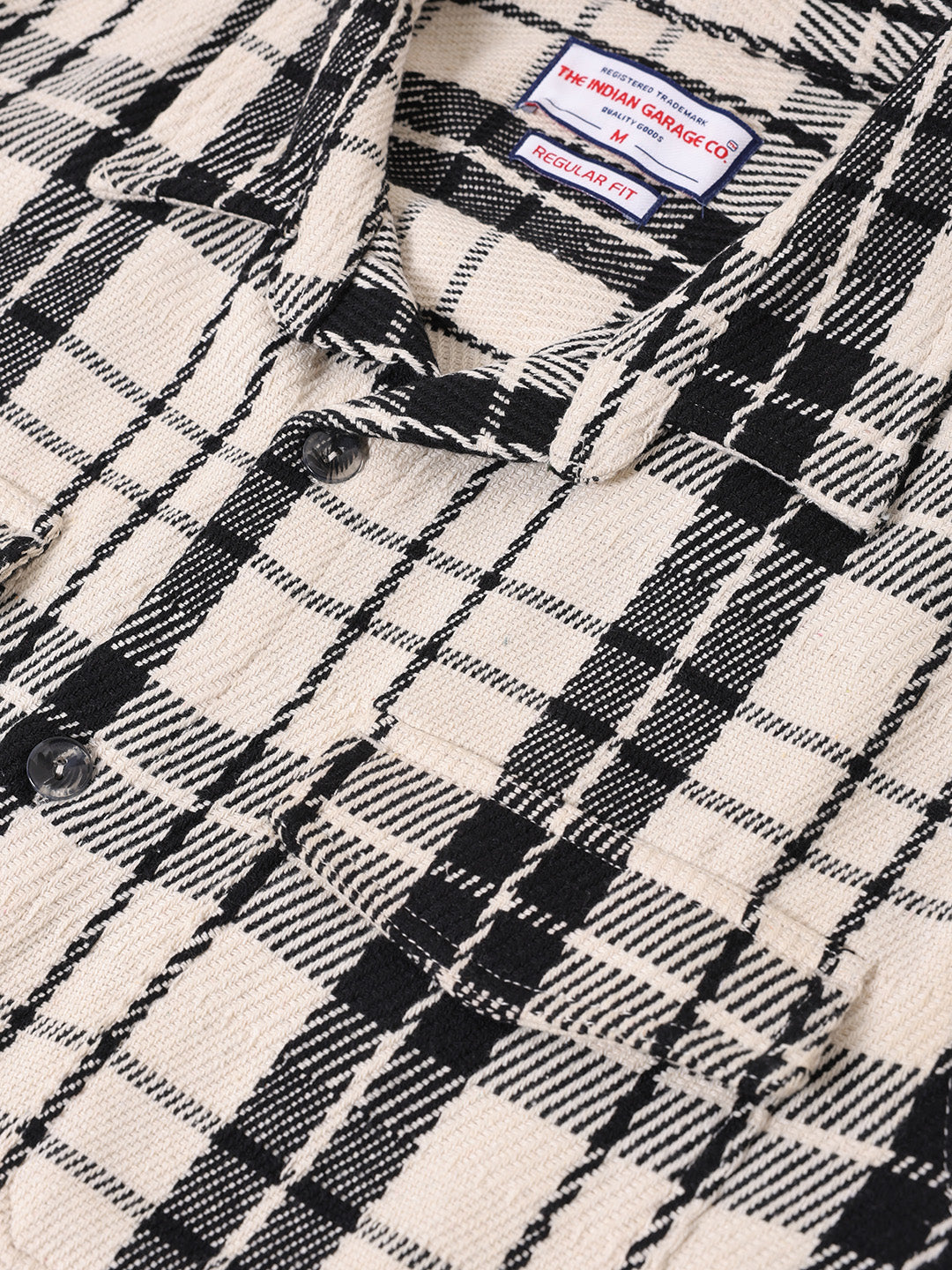 Men's Black Regular Fit Checked Casual Shirt