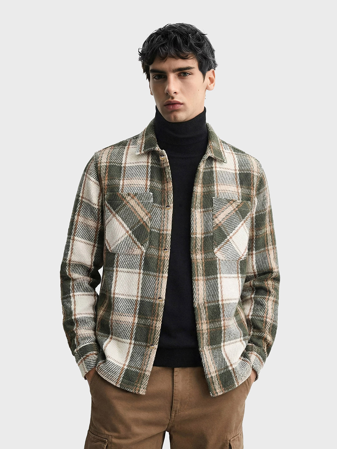 Men's Green Regular Fit Checked Casual Shirt