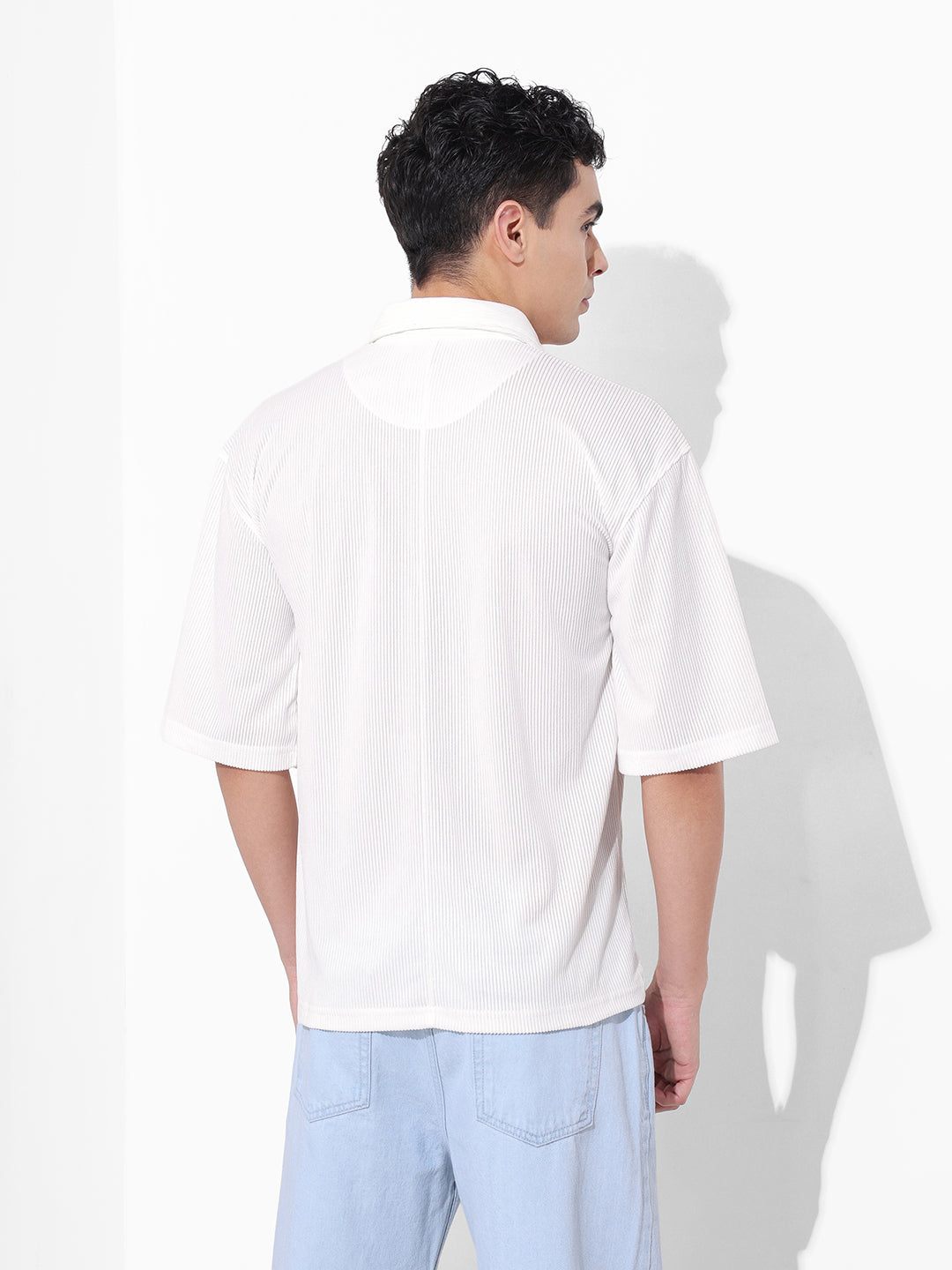 Men's White Boxy Fit Graphic Street Shirt