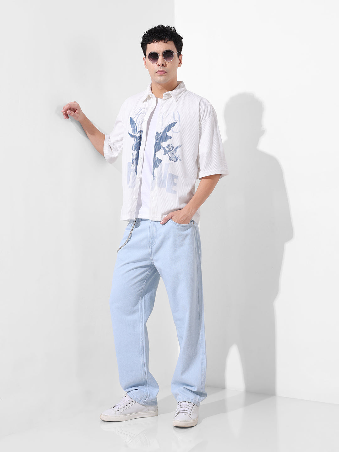 Men's White Boxy Fit Graphic Street Shirt
