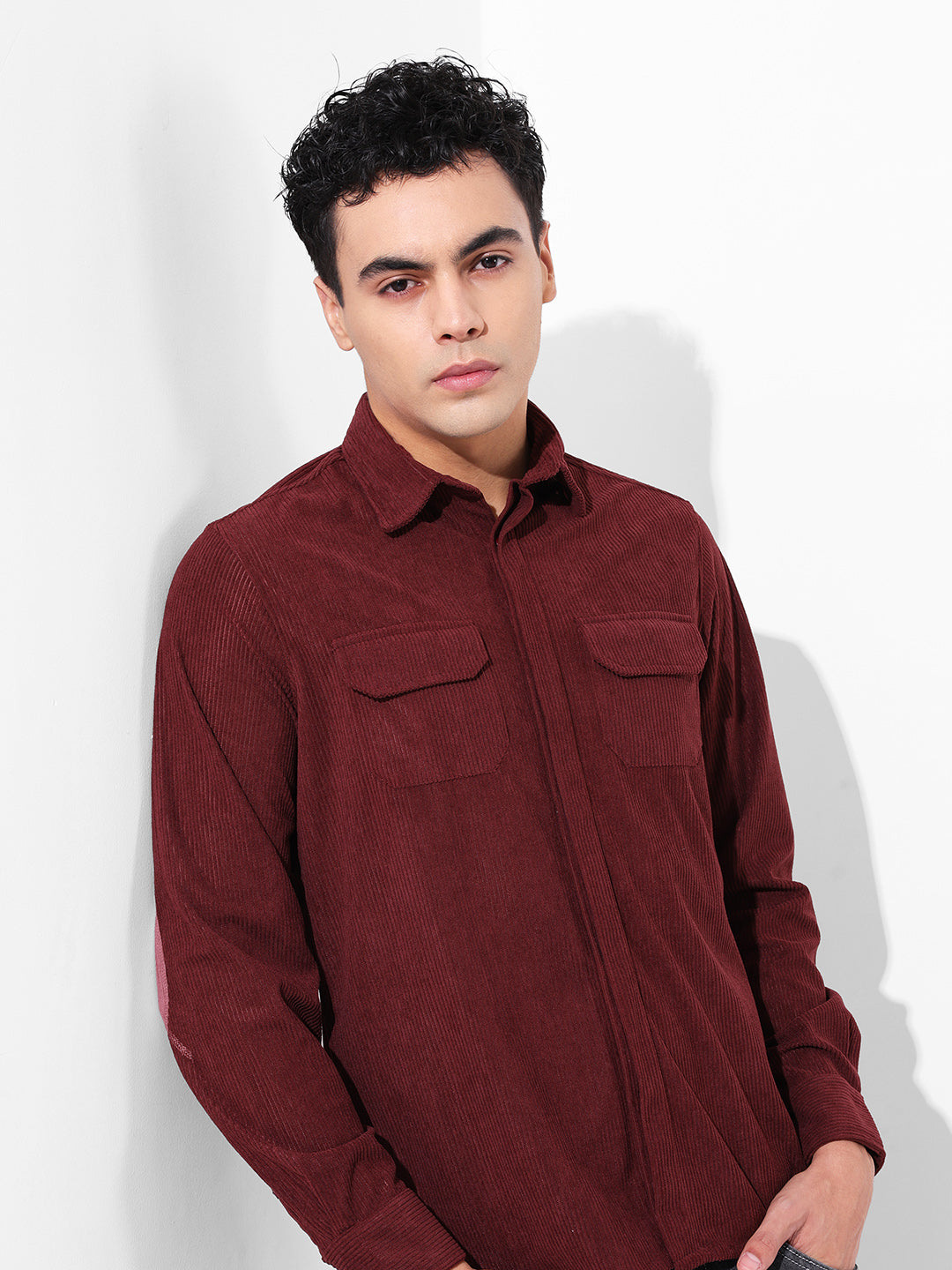 Men's Maroon Regular Fit Solid Casual Shirt