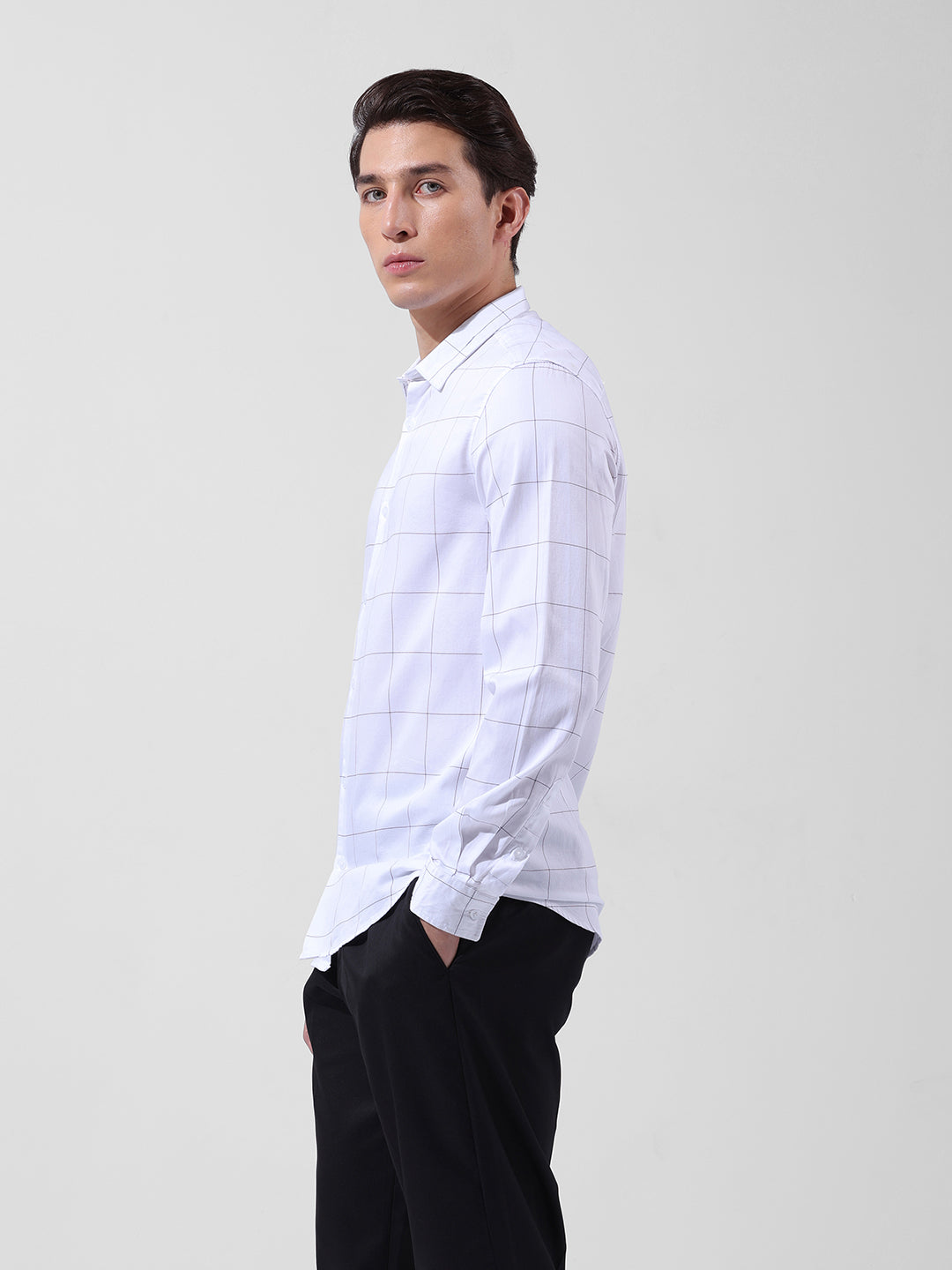 Men's White Slim Fit Checked Casual Shirt