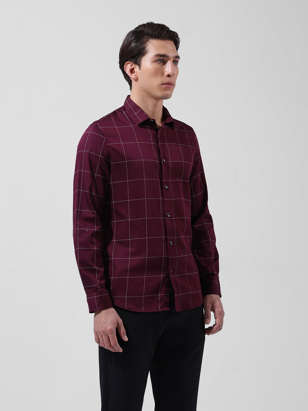 Men's Maroon Slim Fit Checked Casual Shirt